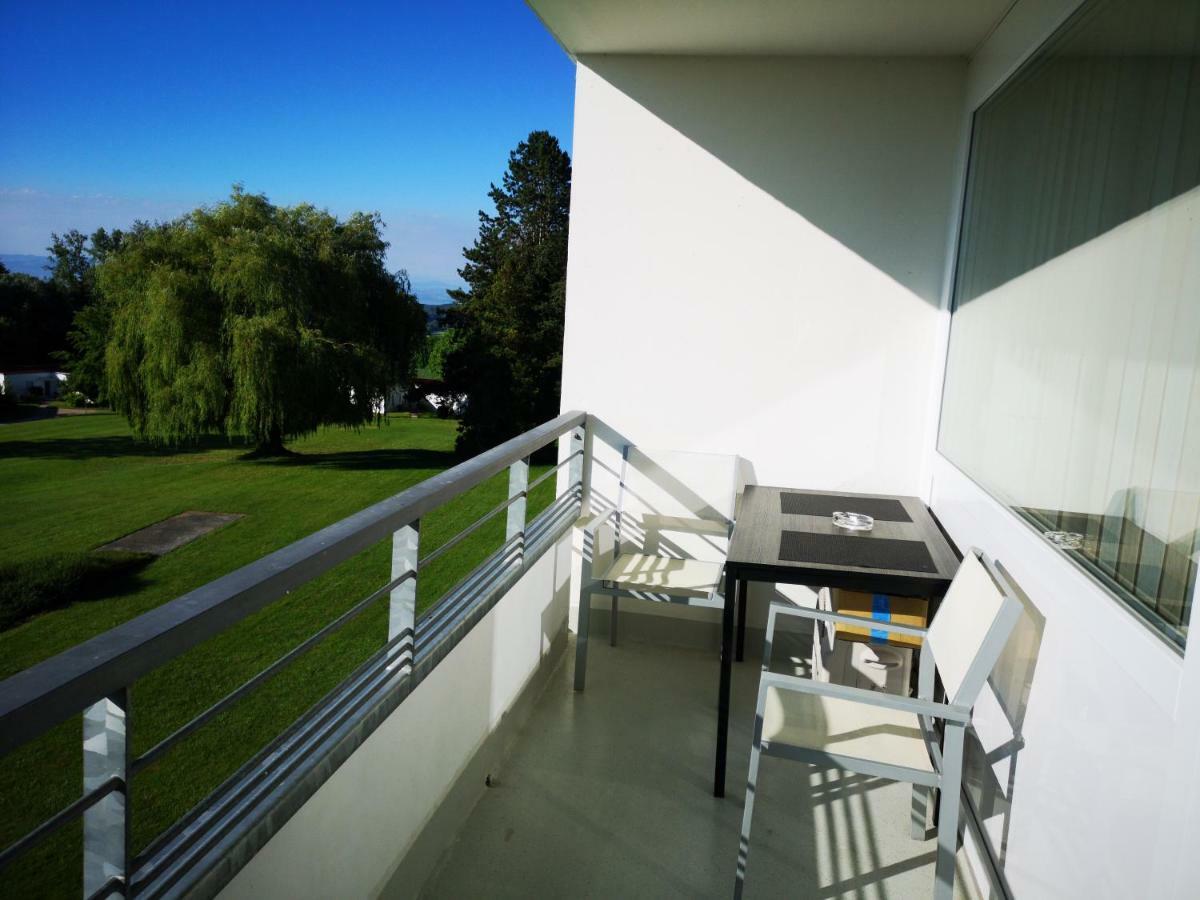 Ferienwohnung  Panoramablick  mit Hallenbad Berg und Seesicht Oberteuringen Exterior foto